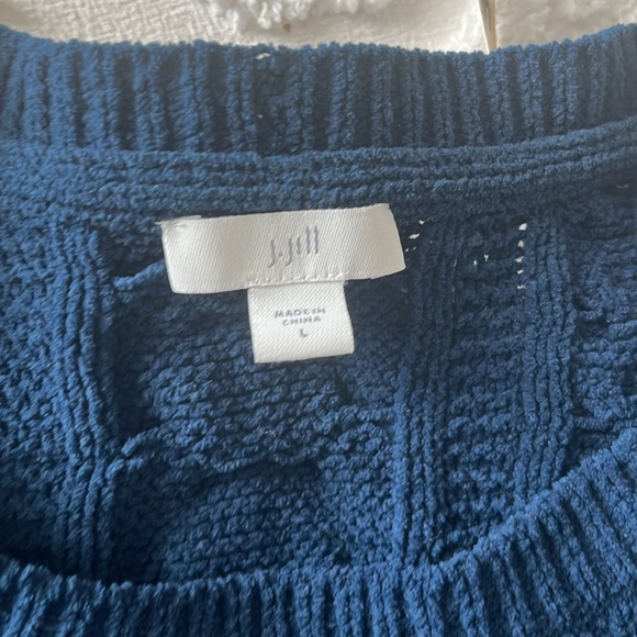 Cable knit sweater - Picture 2 of 5